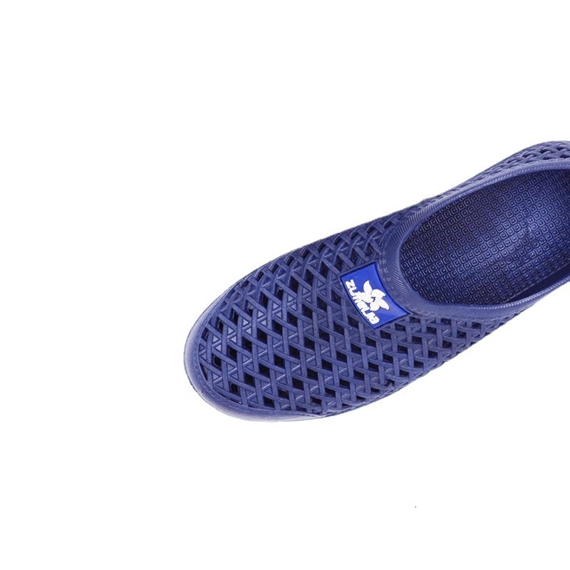 Package Beach Hole Parent Child Hollow Breathable River Tracking Shoes Designer Casual Trendy Sandals Summer Men's Sandals