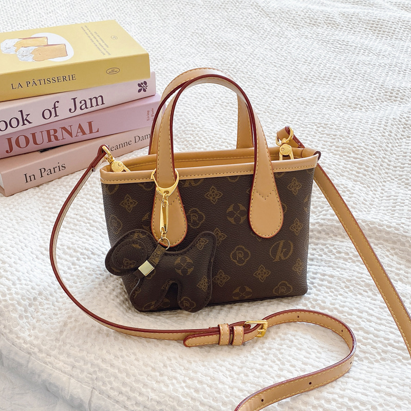 Luxury Compact Shoulder Bag 2025 Collection - Designer-Designed Convertible Handbag, Vintage Vegan Leather Crossbody For Women