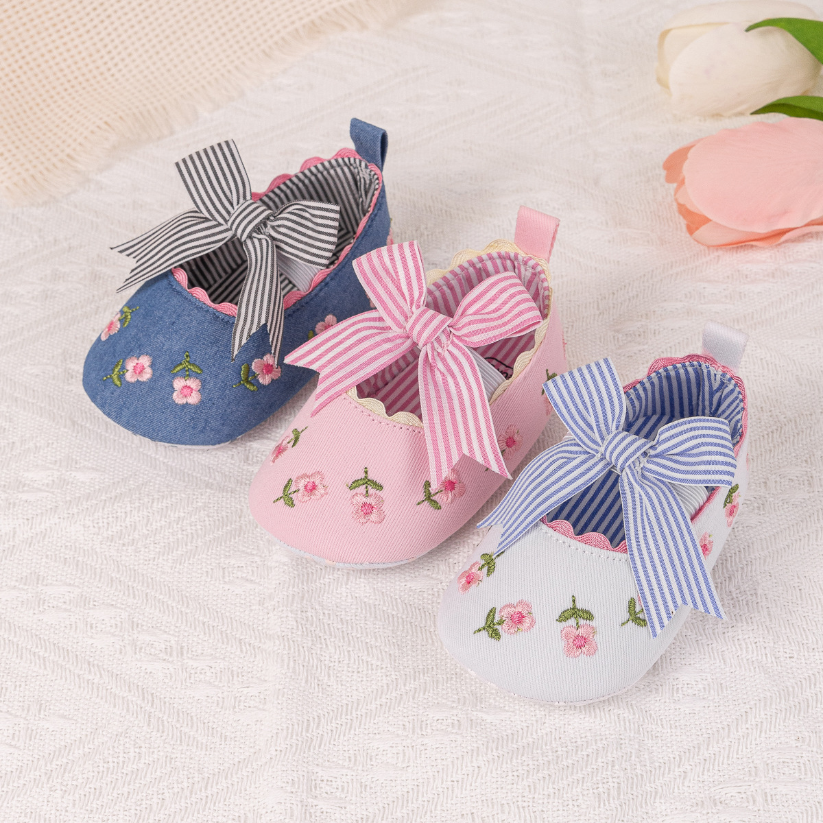 Little Toddler New Printed Baby Girl Shoes Bowknot Soft Sole Anti-slip Shallow Cutefeet Baby Girls Princess Shoes First Walker Crib Shoes Sizes 0 - 18