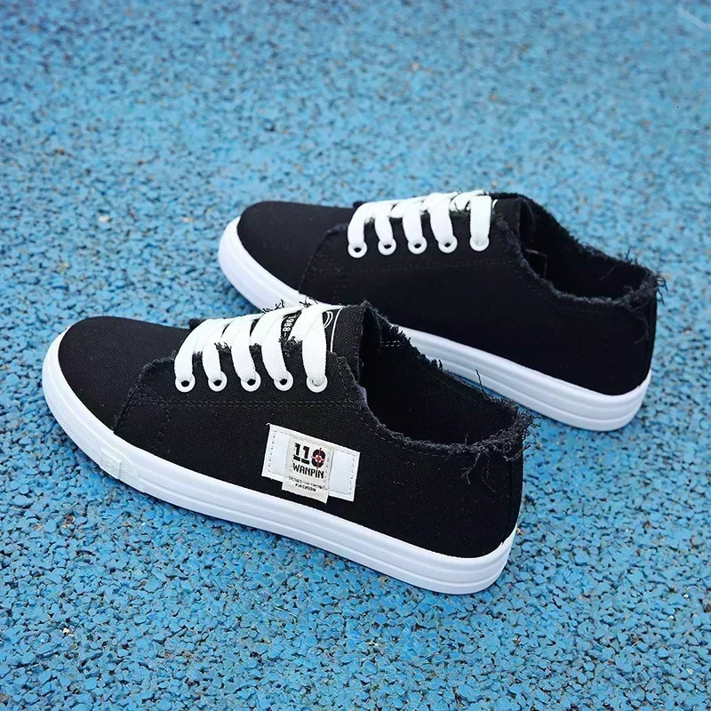 Spring Style Comfortable Casual Flat White Shoes Canvas Low-top Cross-strap Lightweight Sports Shoes for Women 250515
