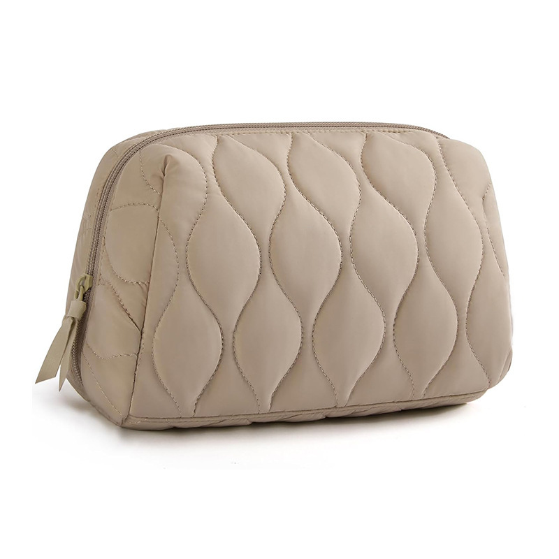 Quilted Waterproof Wash Bag for Cosmetics, with Padding, Travel Handbag, Zipper, Portable Cosmetics Storage Bag