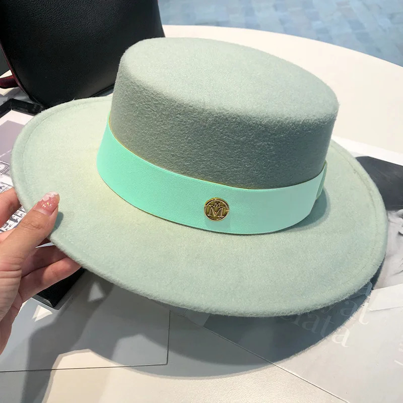 White Flat Top Fedora Hat Wedding Mens and Womens Fashion Jazz Classic Autumn Wide brim Sombrero 250517