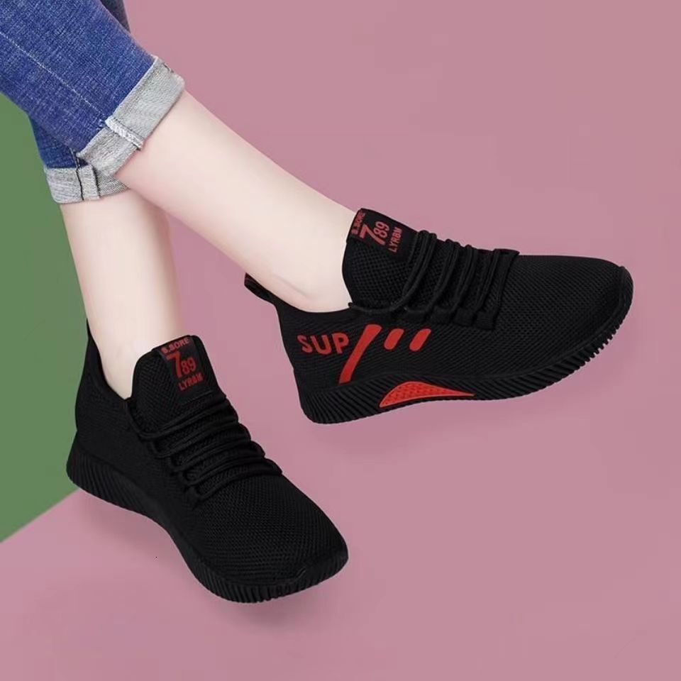 Outdoor leisure sports lightweight and wear-resistant hiking running shoes designer fashionable daily commuting knitted mesh women's shoes
