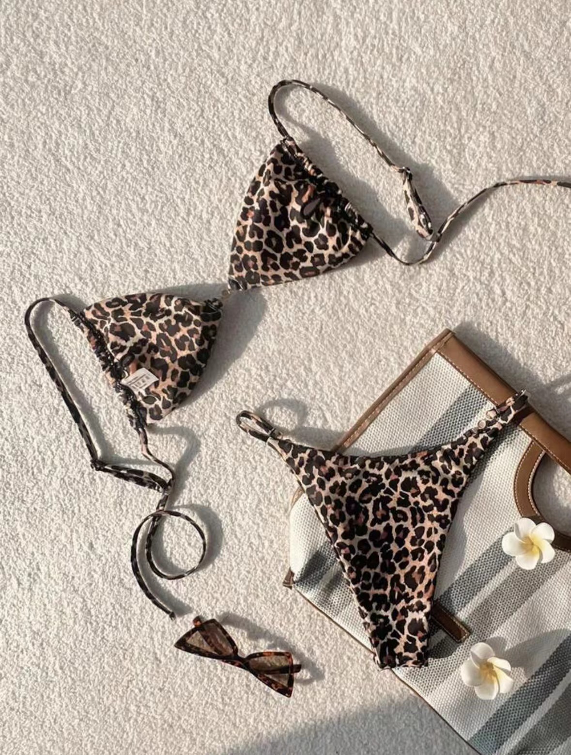 Sexy Leopard Print Bikini Set for Women - Alluring Two-Piece Swimwear