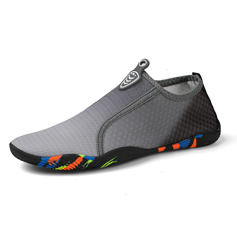 Fitness swimming and diving shoes, outdoor beach soft soled river seeking shoes, designer barefoot snorkeling and wading shoes