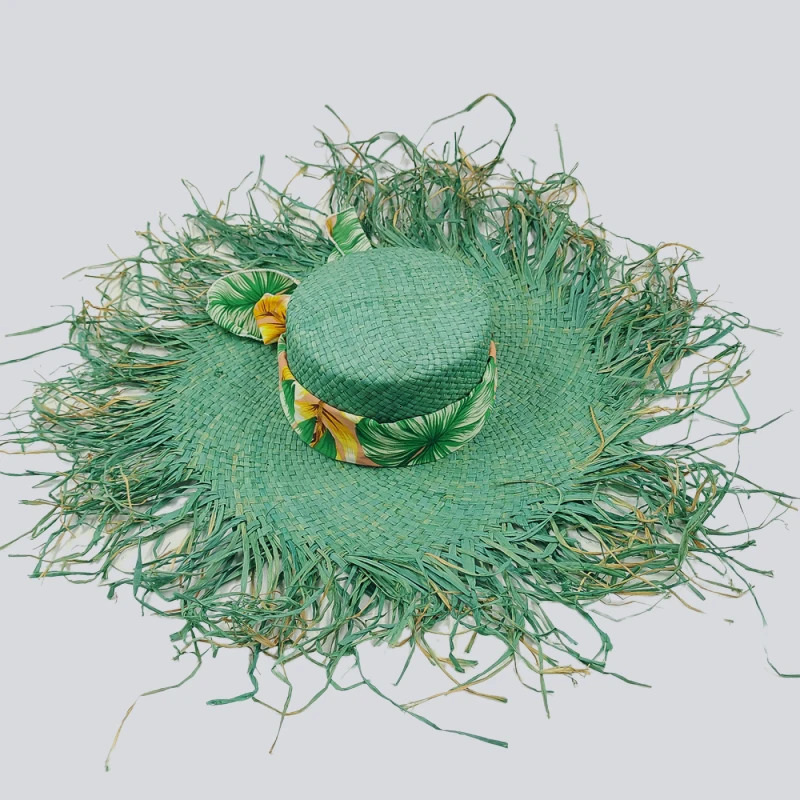 Fresh green wide brim hat hand-woven tassel straw hat ladies fashion sun hat natural raffia paper straw sun hat beach summer hat 250516