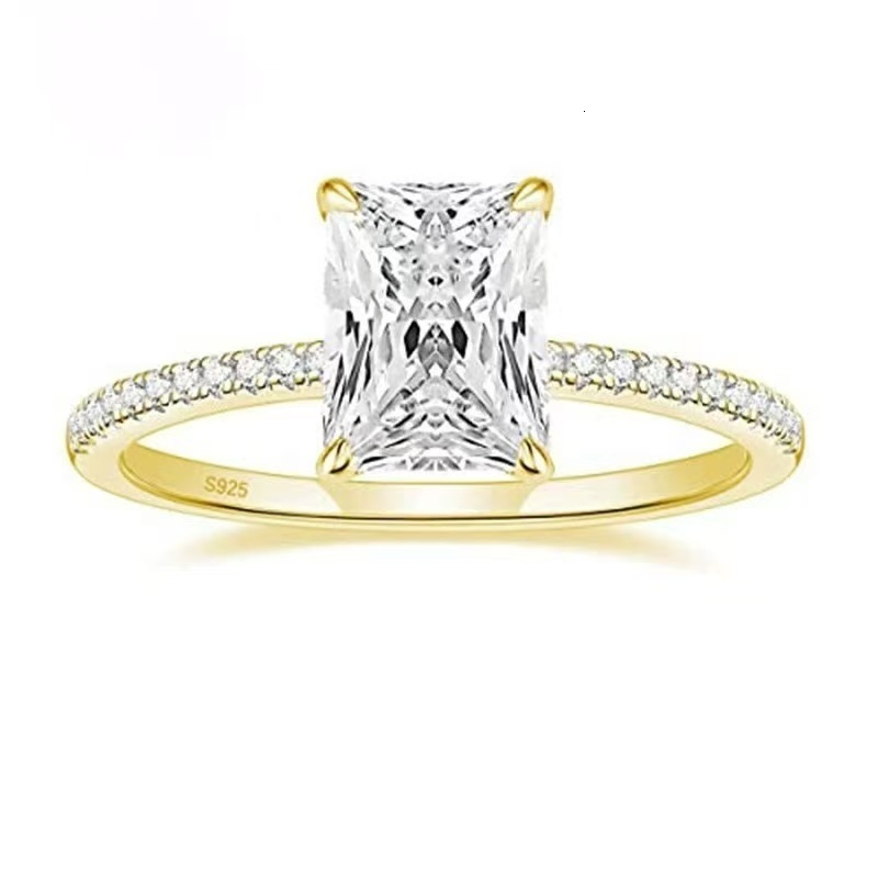 Customized Three Stone Moissanite Diamond Ring 9K 10k 14k 18k White Yellow Rose Solid Gold Oval Moissanite Ring for Women