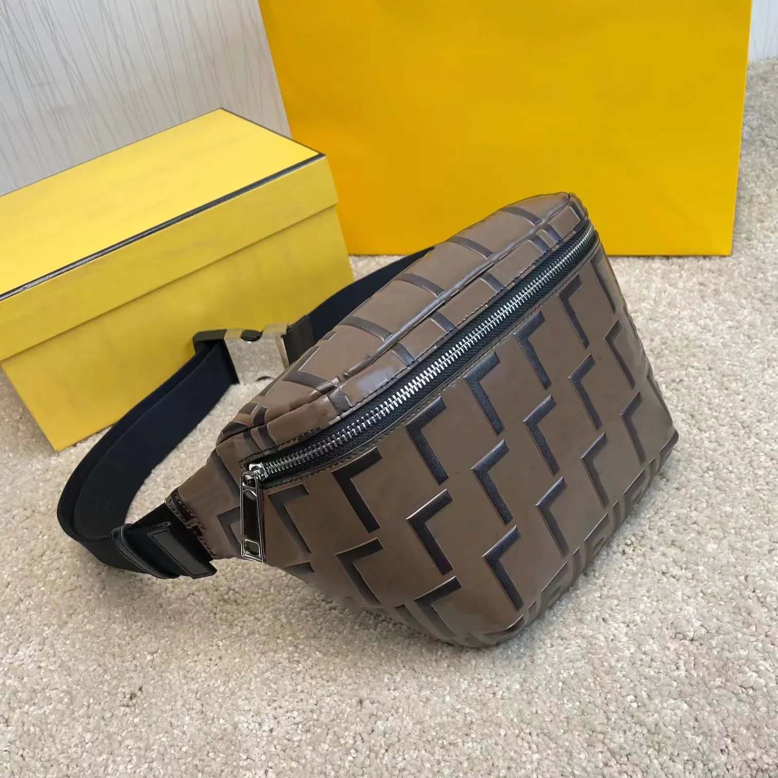 Women's Waistpacks chest CrossBody bag Luxury Designer Waist Bags bumbag fanny pack woman Genuine Leather Embossing Purses handbag Mens belt bum Shoulder bags