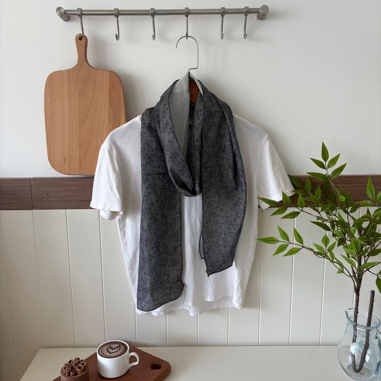 T734 Spring and Autumn all-match retro style small floral cotton and linen scarf simple temperament travel shawl shoulder neck Korean version female