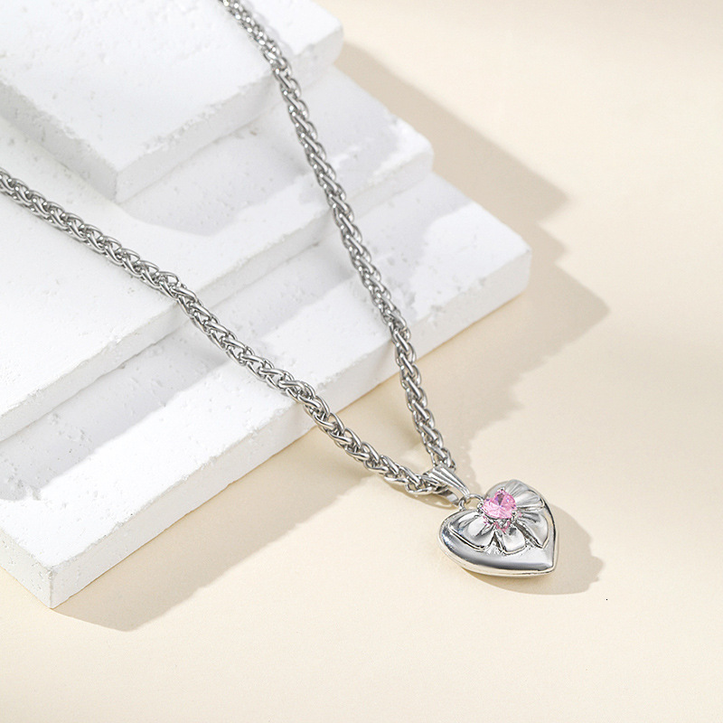 Pink heart-shaped necklace, multi-layer titanium steel devil's eye collarbone chain, colorful stone necklace