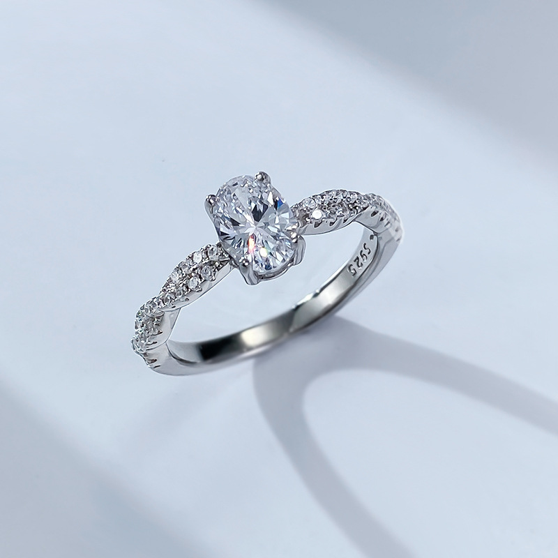2025 Top Sell Luxury Jewelry Real 100% 925 Sterling Silver Oval Cut White Lab Moissanite Diamond Gemstones Party Eternity Women Wedding Bride Cross Ri