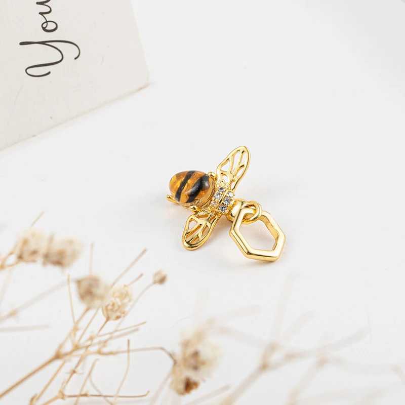 Gold Plated Sparkling Glowing fireflyInfinite SnakeLion Pendant Dangle Charm Bead Fit Original Silver 925 Bracelet DIY JewelryXJ250517
