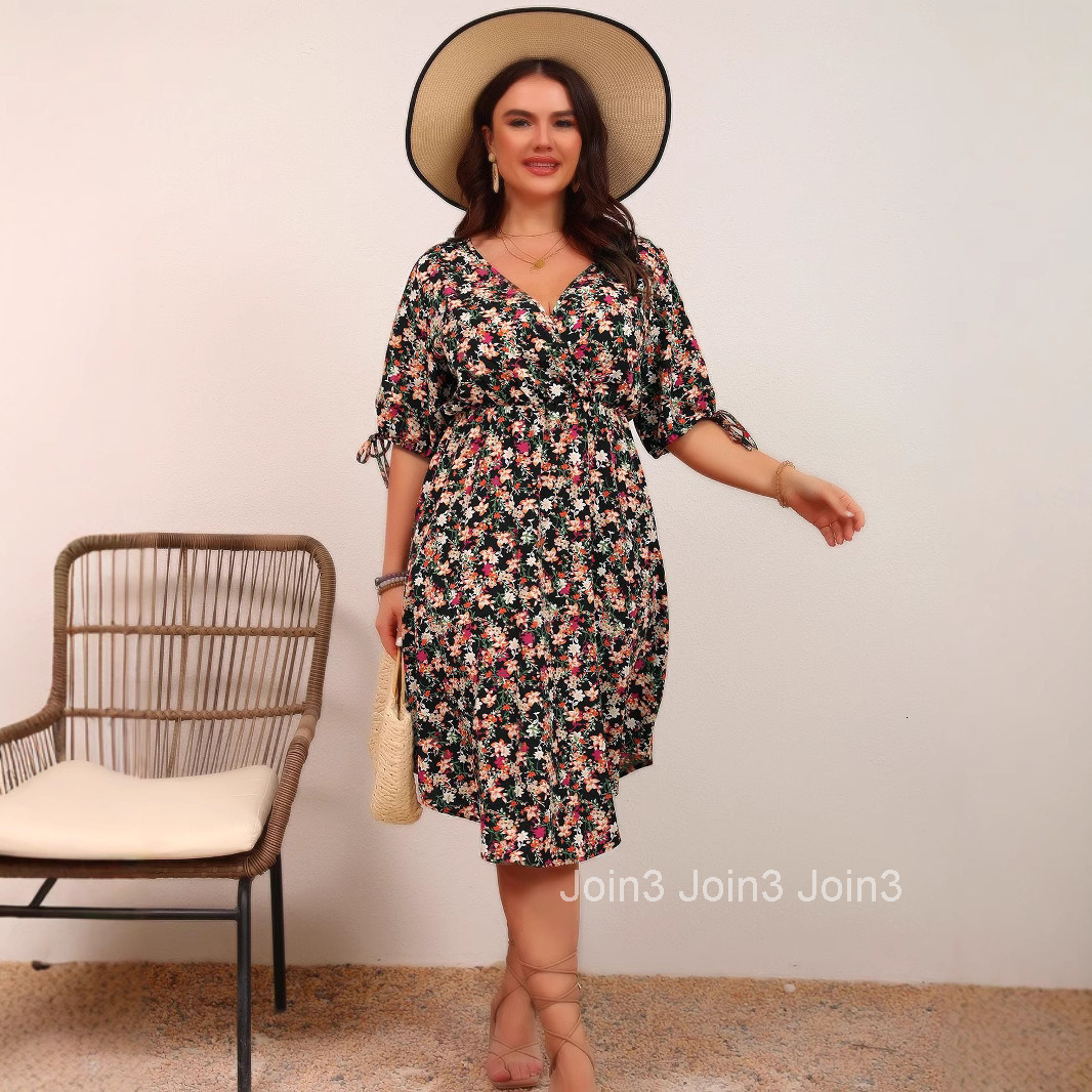 Large Size Elegant V-neck Waist Cinched Patchwork Floral Dress