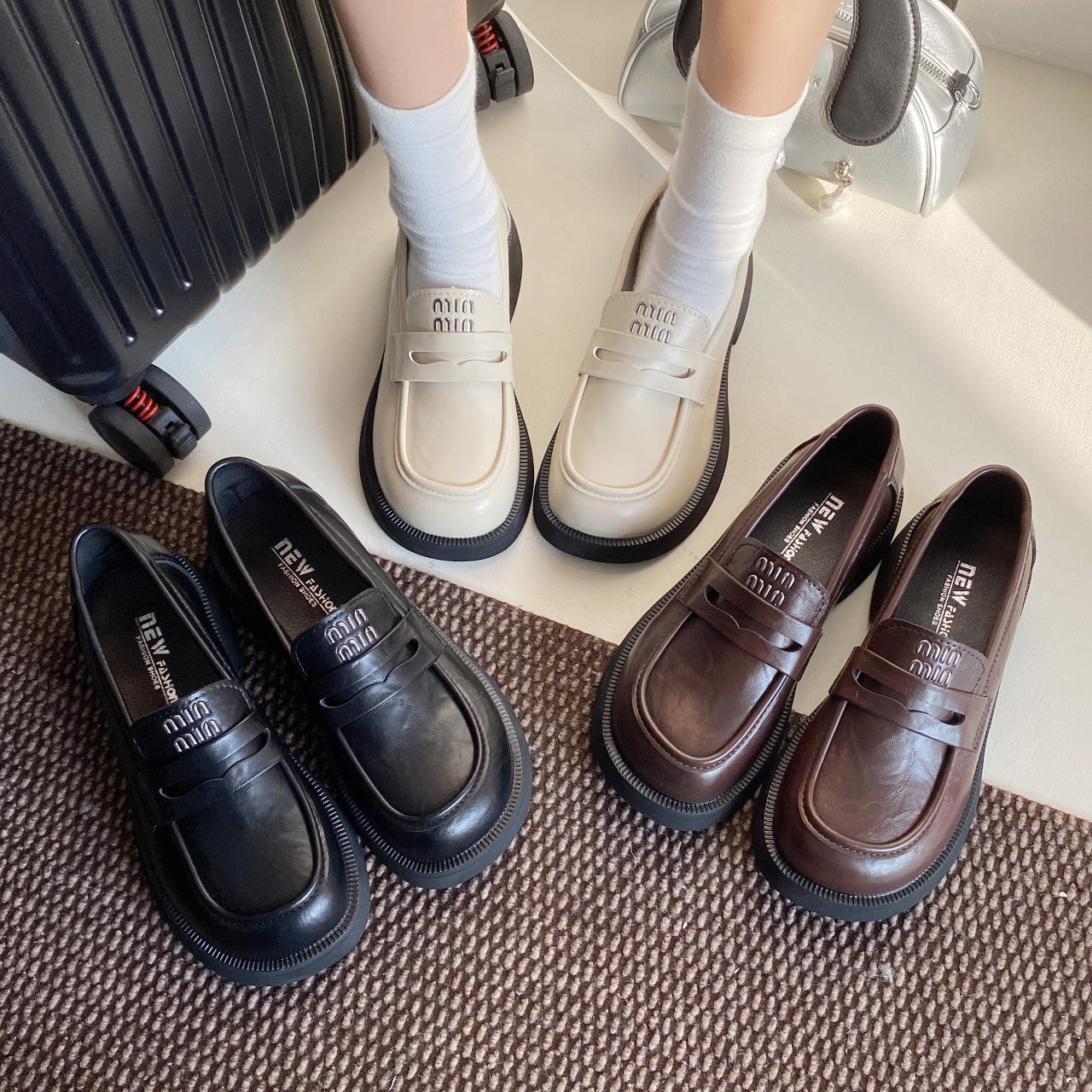Free shipping Designer's thick-heeled and thick-soled loafers 2025 Korean version casual small leather shoes on one foot with black Mary Jane sin