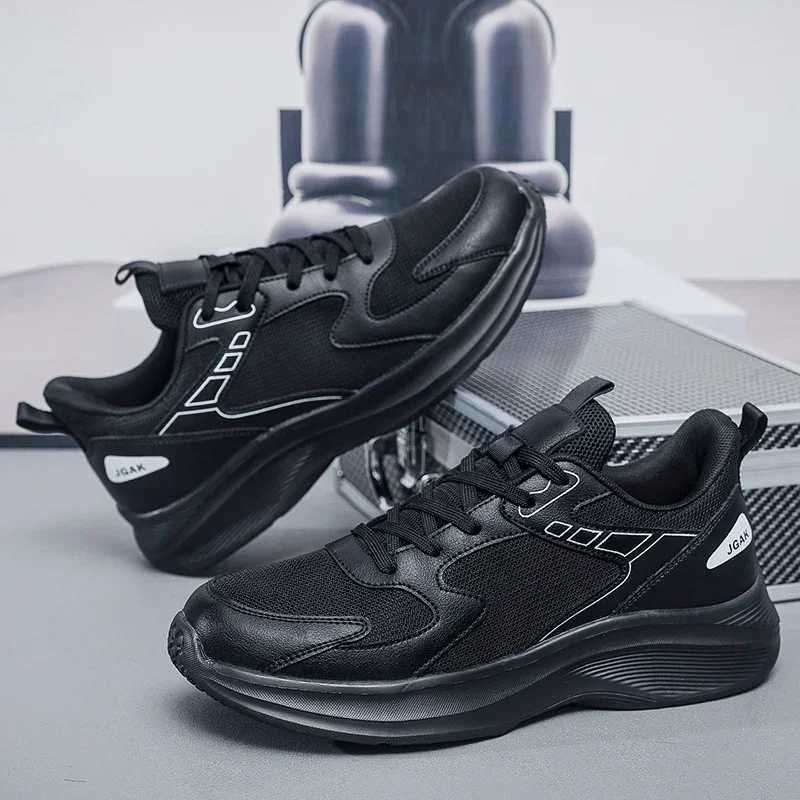 Extra Large Size Mens Running Shoes Soft Sole Outdoor Jogging Mesh Breathable Leisure Sneakers Men Sports Walking Shoes 49 50XJ250517