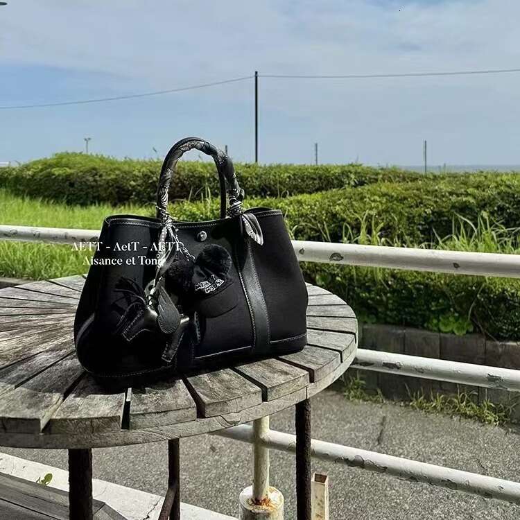 Tote Bag Canvas Splicing Head Layer Cowhide Garden Large Capacity Contrasting Color Hand Held Mom Commuting Shopping Bag Tote Women S Bag KQ
