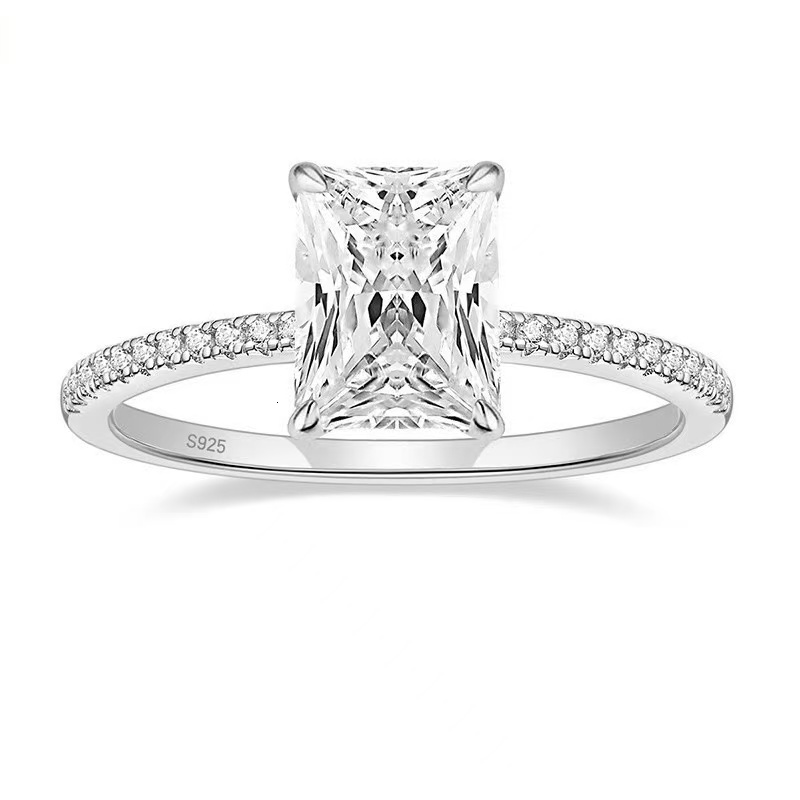 Customized Three Stone Moissanite Diamond Ring 9K 10k 14k 18k White Yellow Rose Solid Gold Oval Moissanite Ring for Women