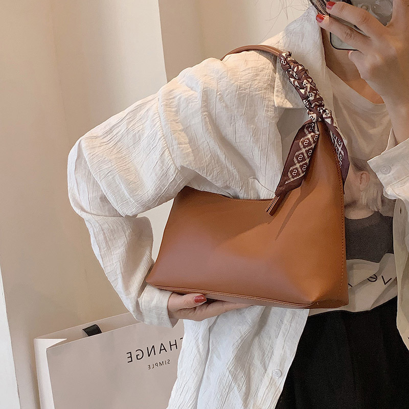 Versatile Western style Small for Women 2023 New Simple Texture Underarm Fashion Casual Shoulder Bag
