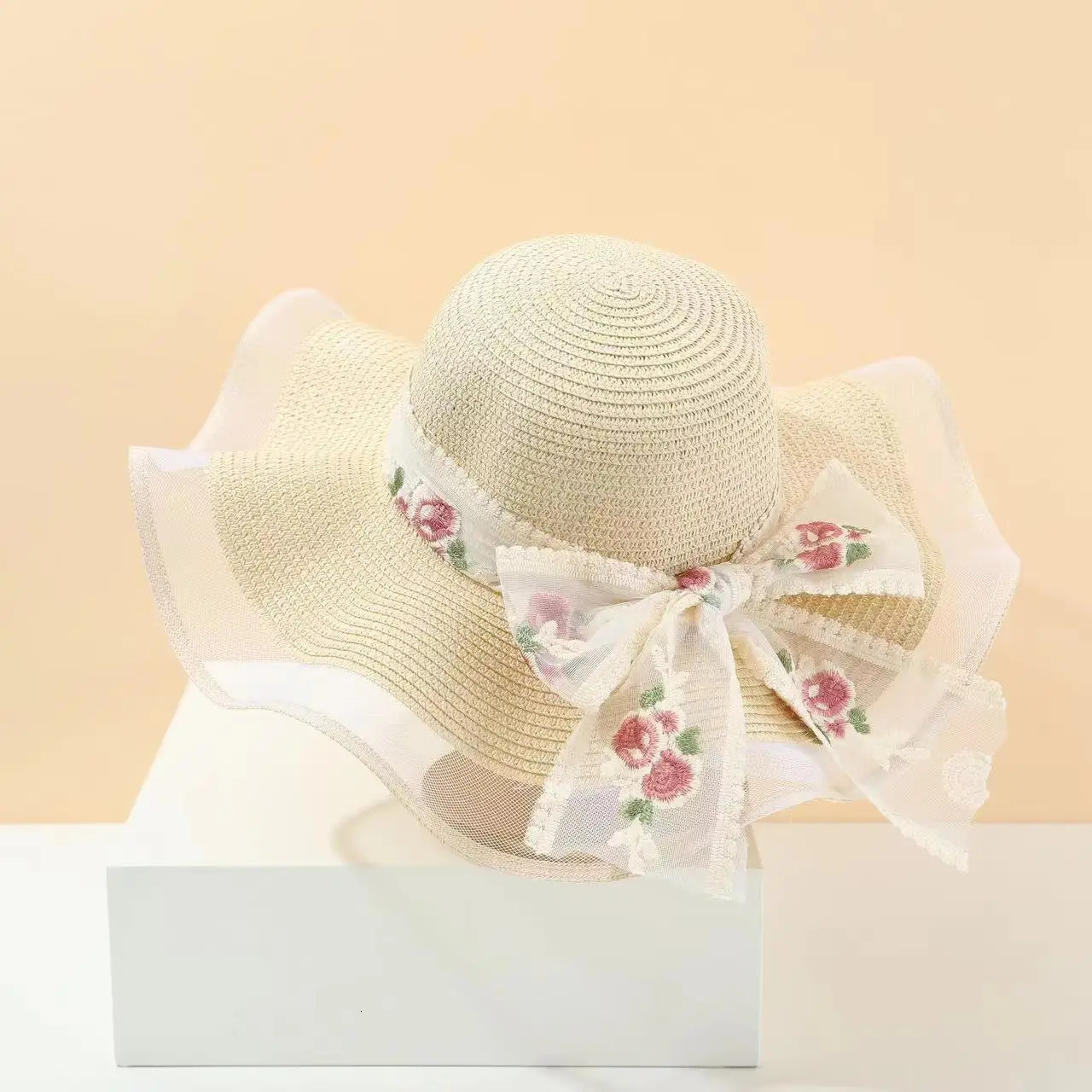 French Style Womens Straw Sun Hat Spring Summer Beach Foldable Big Brim Lace Bow Detail Travel Hat for Girls 250516