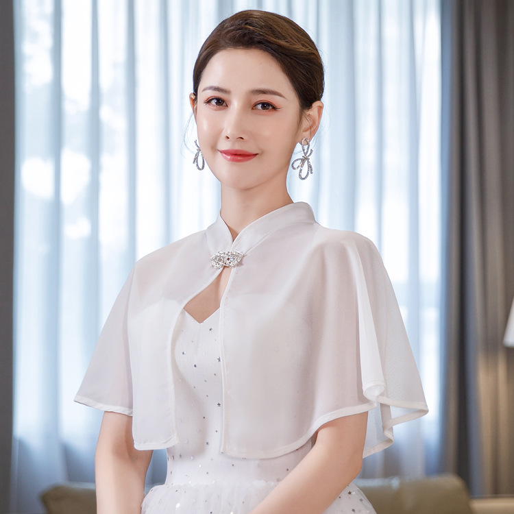 K742 Spring and summer chiffon shawl multi-color ladies wedding dress cheongsam short cape diamond button thin anti-sun photography wholesale