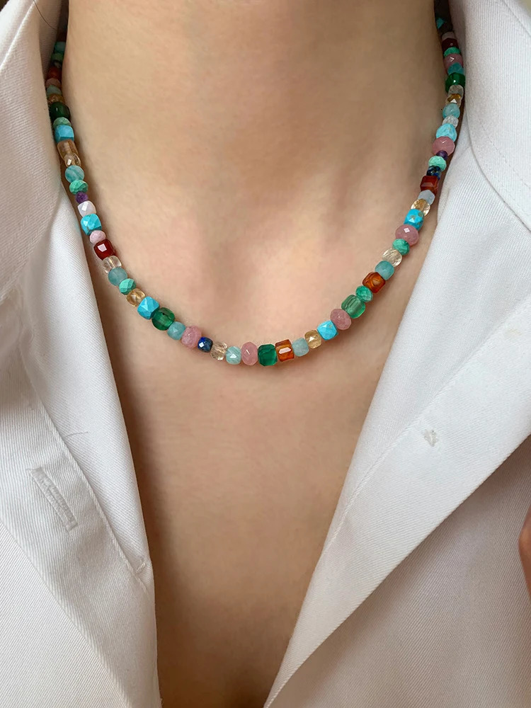 Colorful Natural Stone Beaded Necklace Womens Sweet and Fashionable Jewelry Set Elegant Accessories Neckchain for Girls 250516