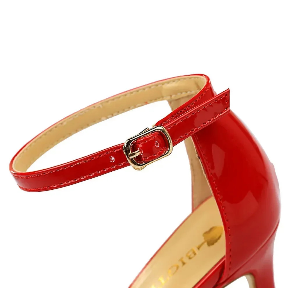 Summer Women Vacation Strap Sandals Fetish 8cm 11cm Stiletto Lady Classic Patent Leather Heels Sandles Party Low Heels Shoes 250515