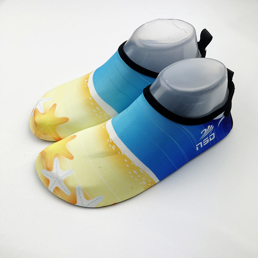 Beach men's and women's rubber sole diving anti slip drifting wading river tracking snorkeling swimming shoes designer yoga shoes