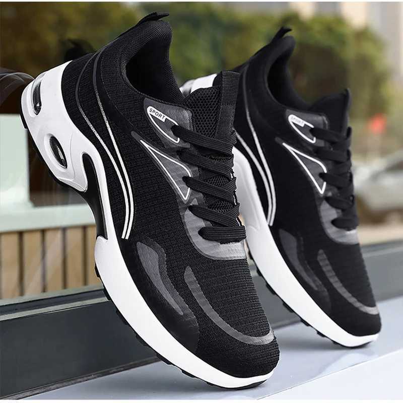 Oulylan New Spring Outdoor Soft Soled Mesh Sports Shoes Black Breathable Flat Bottom Casual Sports Shoes For MenXJ250517