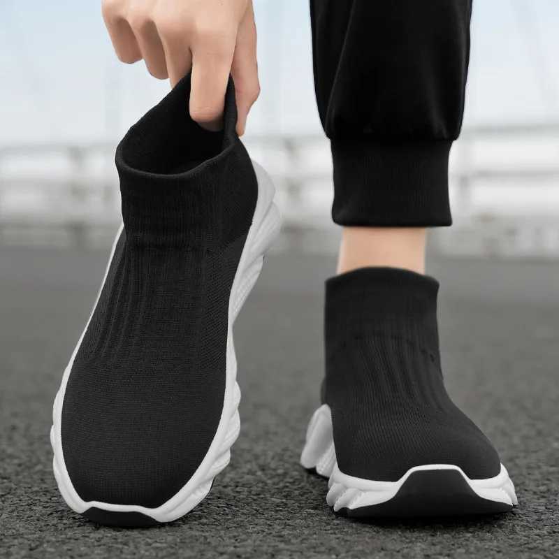 Knitting Socks Sport Shoes Men Breathable High Top Mens Running Shoes Platform Light Sneakers Man Trainers mens shoes W250517