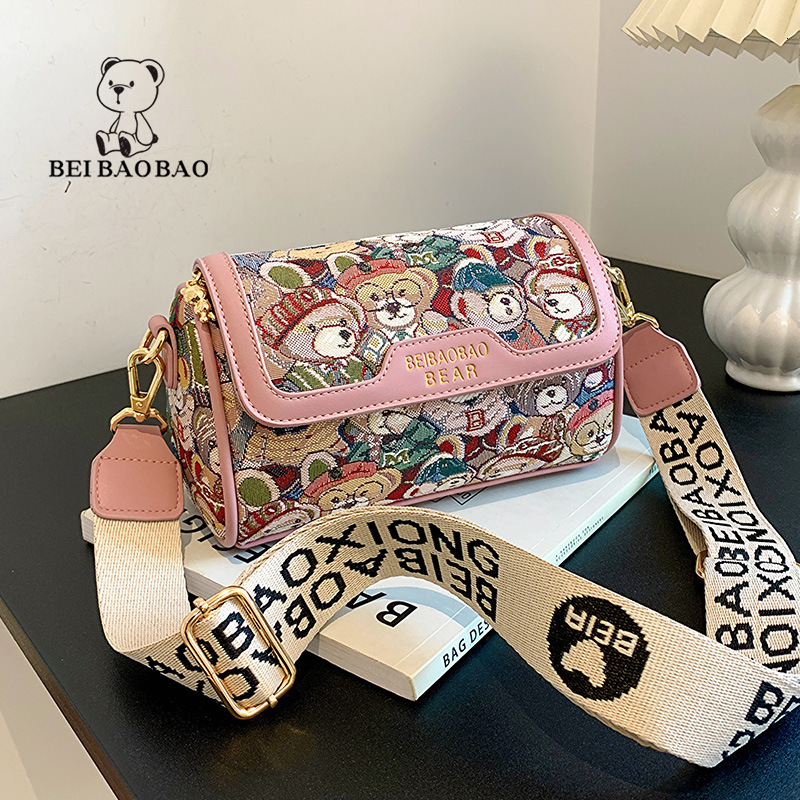 2025 Designer Fashion North Niche Design Cartoon Teddy Bear Trendy Fashionable Crossbody Single Shoulder Womens Bag