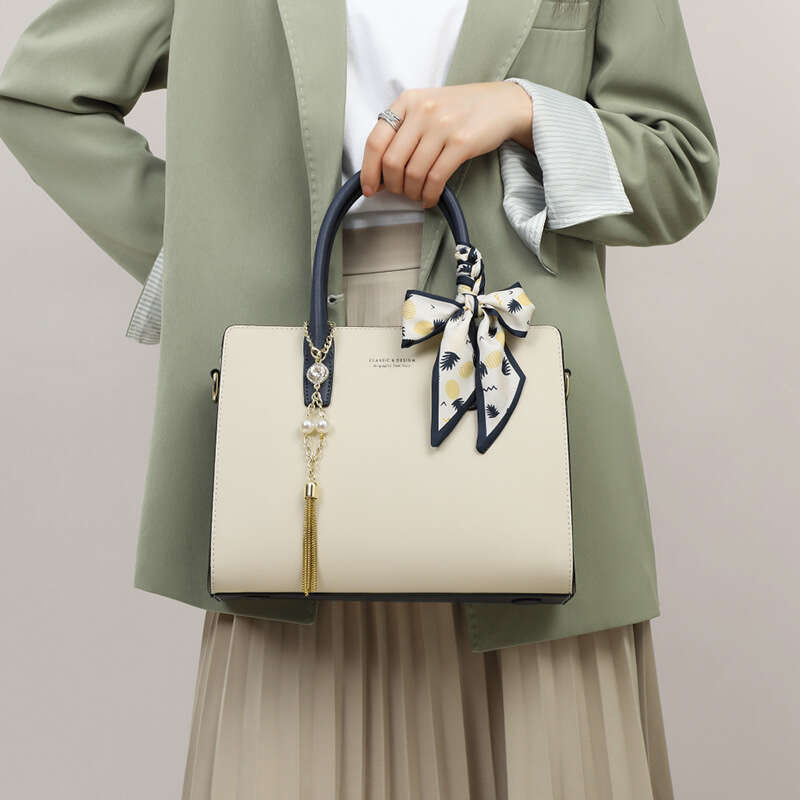 Tote Bag Women S Summer New Mom Bag Office Handbag Niche Leather High End Texture Large Capacity Crossbody Bag KQ