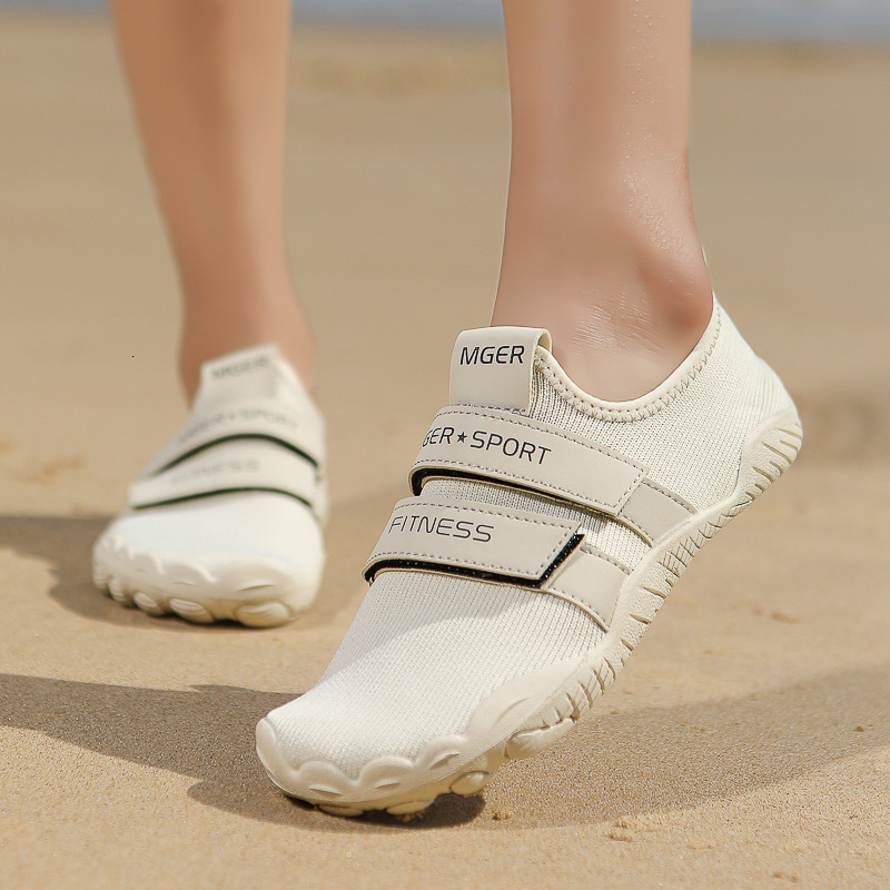 Outdoor beach men's and women's swimming, diving, wading, couple's anti slip river track shoes, designer hiking five finger fitness hik