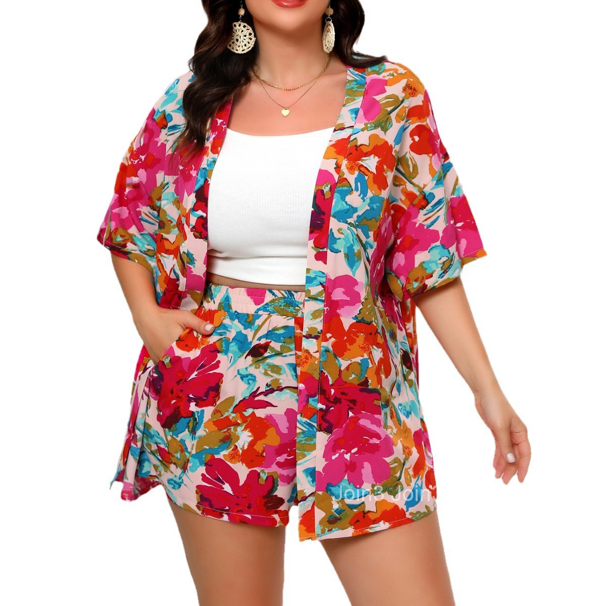 Large Size Womens Vacation Print Elegant Two-piece Shirt Short Sleeved Set
