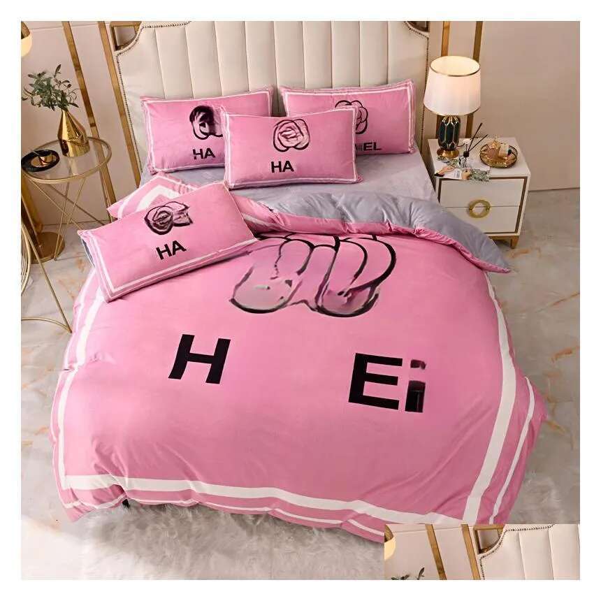 Bedding Sets Designers Fashion 4Pcs Comforters Setveet Duvet Er Bed Sheet Comfortable Queen Size Best Quality Drop Delivery Home Garde Otaxy