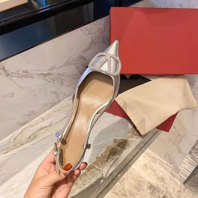 2025 new Silver high heeled shoes with thin heels women's style in summer pointed rhinestone single sole shoes versatile and extremely beautiful 