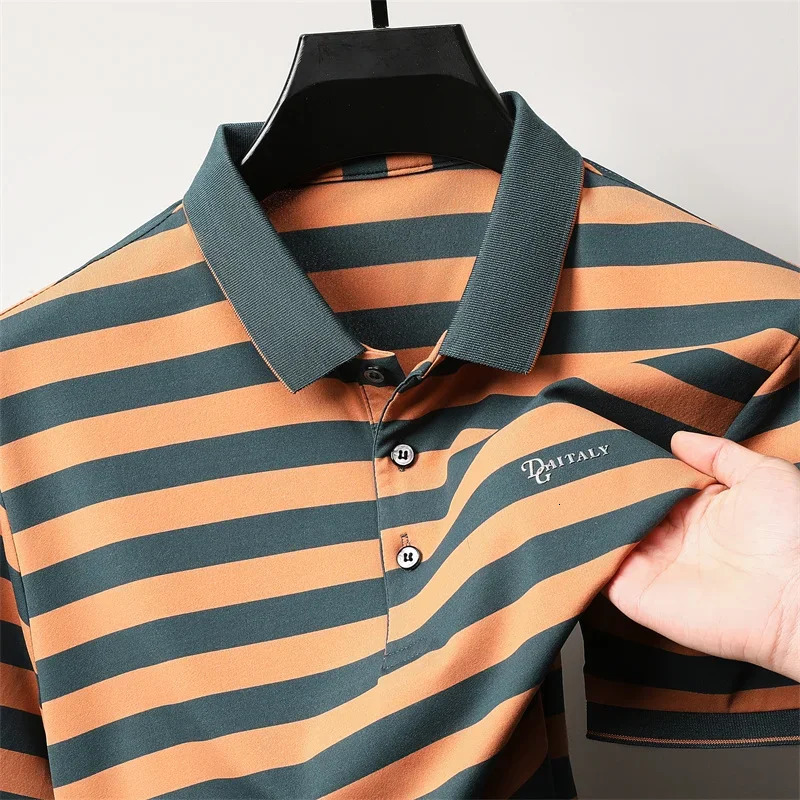 Personalized striped color mens short sleeved polo shirt fashion Exquisite embossed summer casual collar Tshirt 250506Z