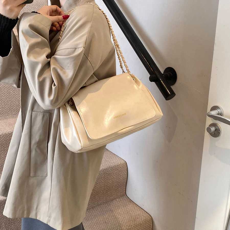 MOODS Retro Shoulder Bags For Women 2024 Designer Luxury Handbag Chic Chain Soft PU Leather Big Capacity Crossbody Messenger BagT250517