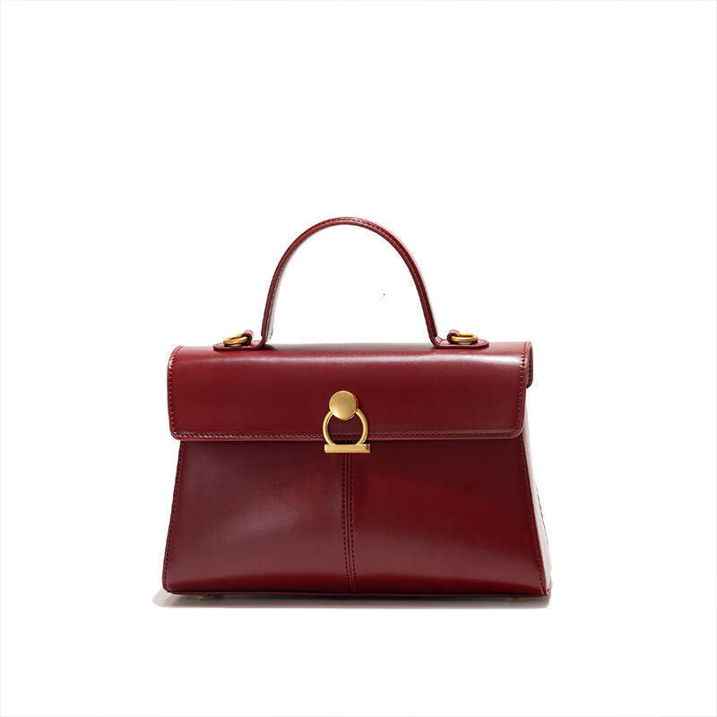 Women's Bags Designer And High-End Red Hand-Held Mailman Large Capacity Bridal Wedding Bag, Niche Commuting Crossbody Bag