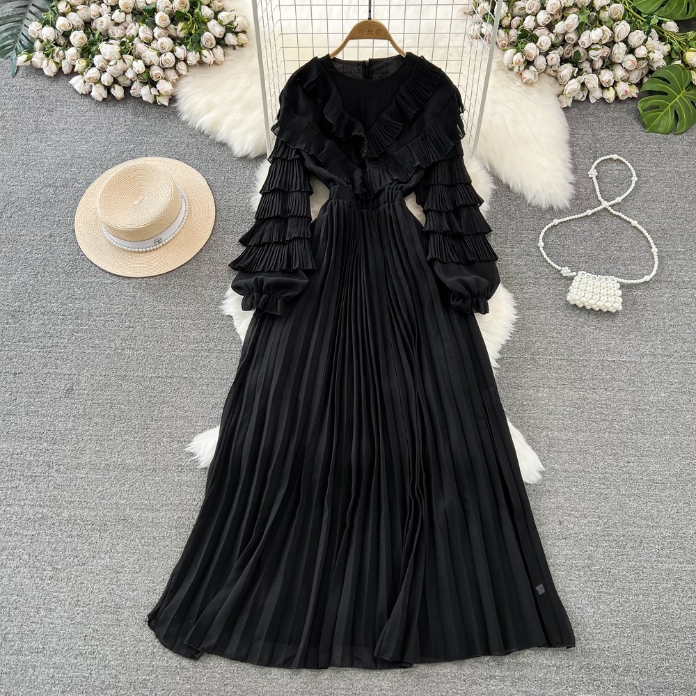 High end temperament dress womens 2025 spring new style niche elegant long skirt waist cinched ruffle edge patchwork pleated skirt