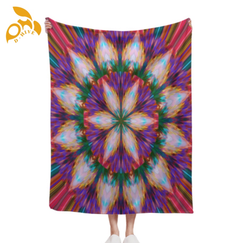 Free shipping fashion blanket 280g flannel blanket 30x40 Inch warm custom pattern blanket is not easy to wear and fade