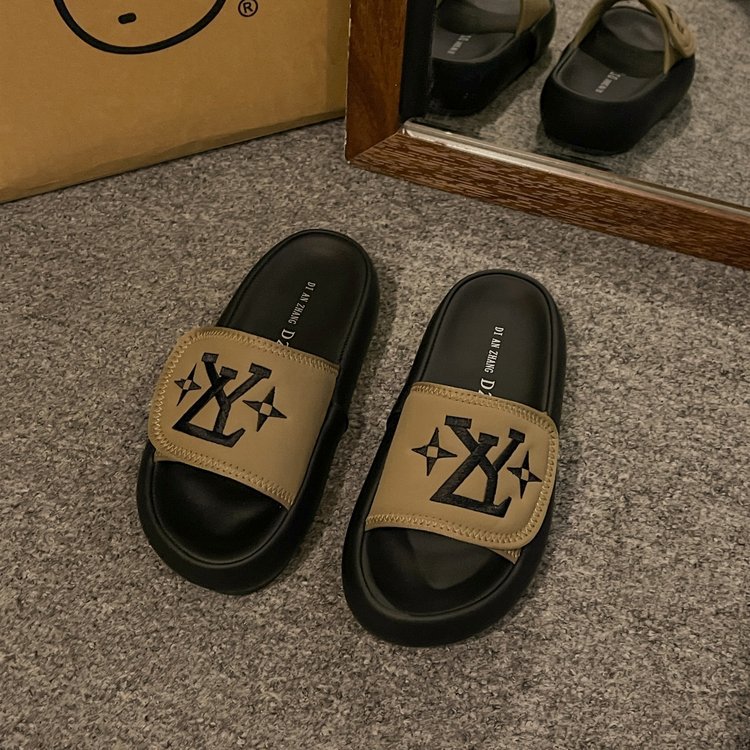 Hot sale slides designer Slippers for womans flat sandals 2025 new fashion letter slippers outdoor Indoor holiday women shoes free shipping size 35-40