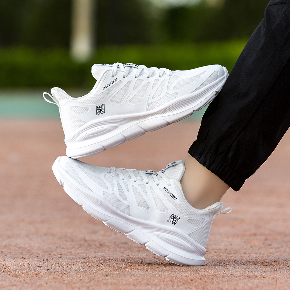 Hot Sale New Design Fashion Mesh Breathable Trendy Shoes Men Women Comfortable Low Top Running Shoes Casual Sports Sneakers white black Free Shipping