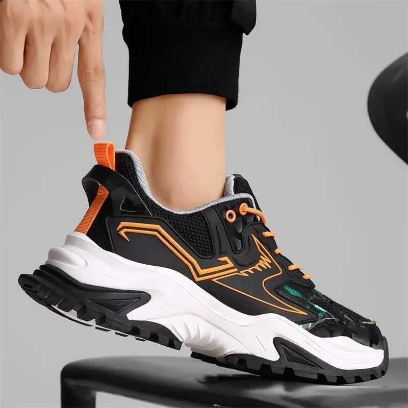 Men Sneakers Mens spring mesh breathable sports shoes fashionable and trendy running shoes wear-resistant mens shoes W250517