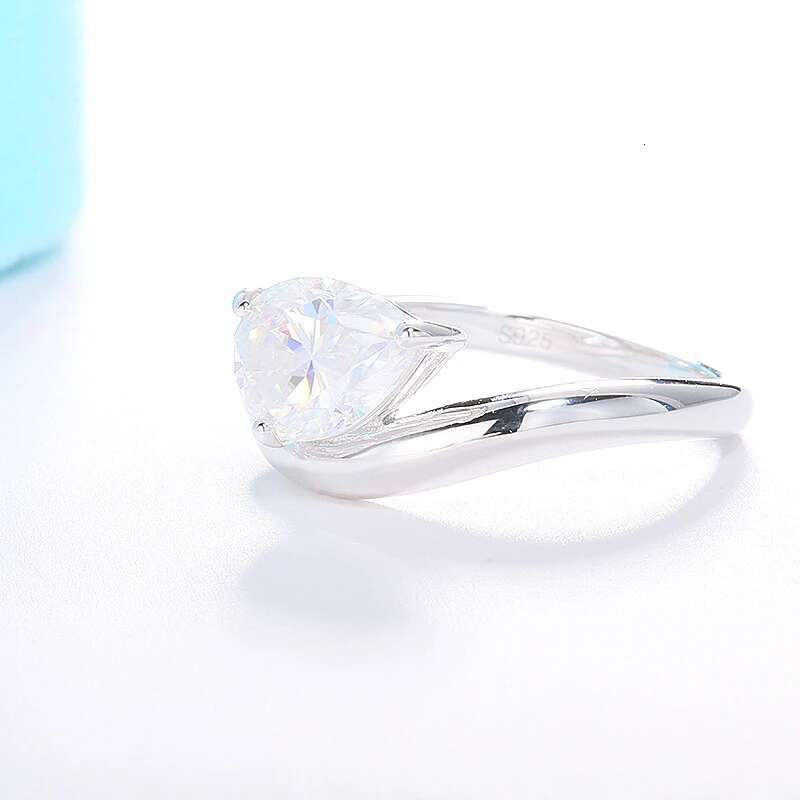 S925 silver womens moissanite ring 7*10mm2 carat teardrop-shaped female ring niche simple pinky ring 2024 holiday gift
