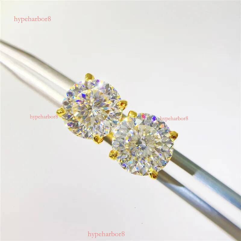 America And European Fashion Sterling Sier Gold Plated Bling Moissanite Dia Round Studs Earrings Nice Jewelry Gift