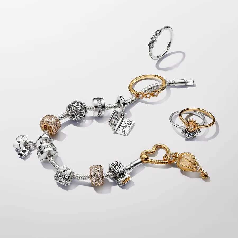 2025 New creative Airplane Globe Suitcase Dangle Charm fit bracelet DIY womens exquisite high quality jewelry giftsXJ250517