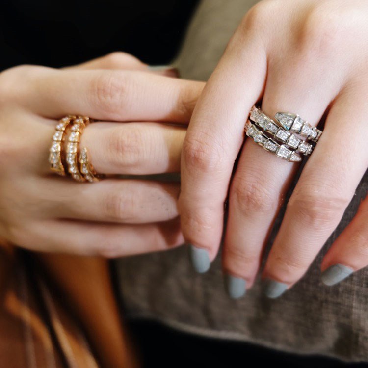 Designer enamel plain ring; spirit snake open ring small group high-end sense of male and female couple rings