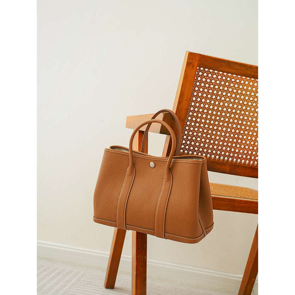 Tote Bag Craftsmanship New Garden Genuine Leather Cowhide Women S Single Shoulder Diagonal Cross Tote Versatile Handbag Shopping Bag KQ