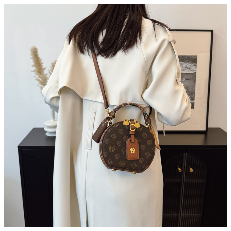 New Fashion Design Crossbody Bag for Women, Senior Handbag and Wallet 2025 Women's Versatile Trendy Bag Designer Shoulder Bag