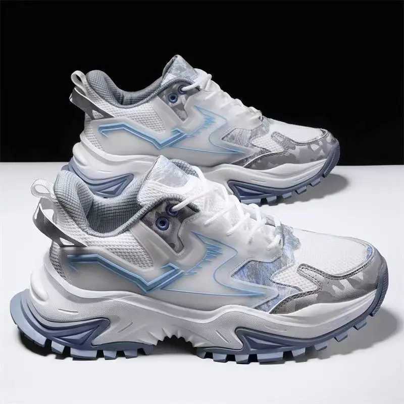 Men Sneakers Mens spring mesh breathable sports shoes fashionable and trendy running shoes wear-resistant mens shoes W250517